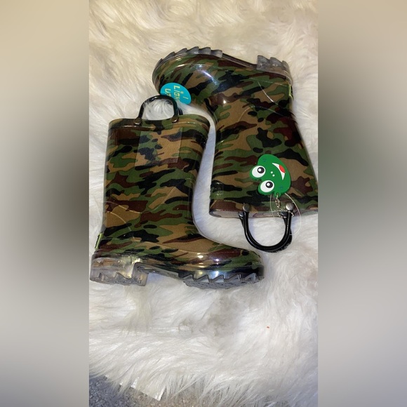 KIDS RAIN BOOT - CAMO - Picture 3 of 7